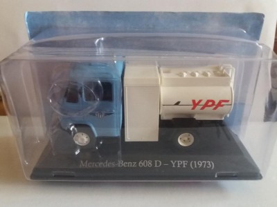 Macheta Mercedes-Benz 608 D - YPF - 1973 - Deagostini Argentina 1:43 foto