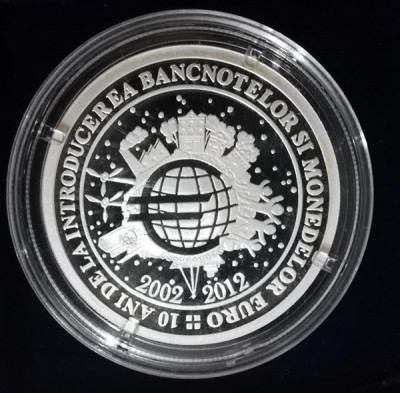 10 ani de la introducerea bancnotelor şi monedelor euro foto