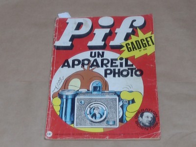 PIF GADGET Nr.166 UN APPAREIL PHOTO Lipsa pag.9-10 foto