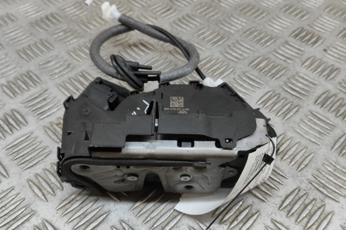 &Icirc;ncuietoare ușă dreapta față VW CADDY V SBB, SBJ 2023 OEM: 5TB837016E 27728480