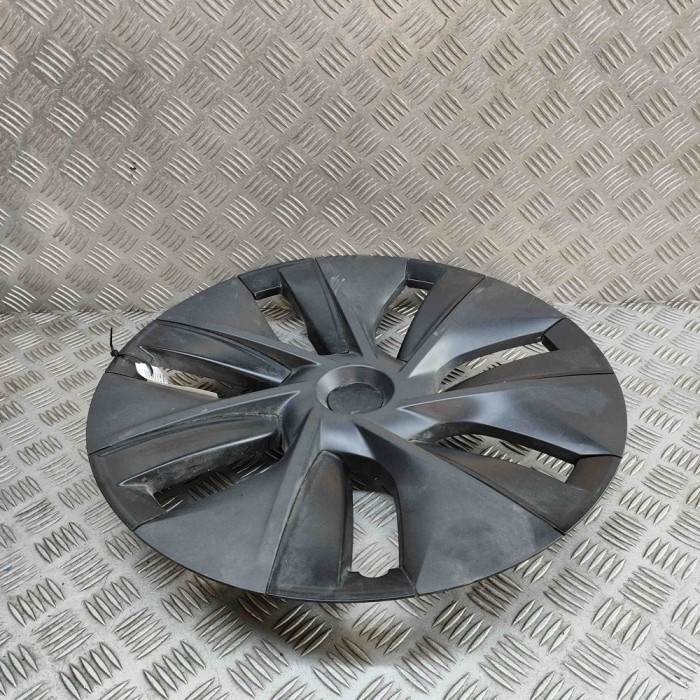Capac de roata TESLA MODEL Y 2024 OEM: 1044235-00-C