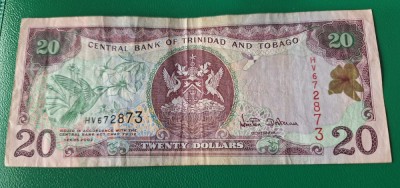 TRINIDAD - TOBAGO == BANCNOTA 20 DOLARI 2002 foto