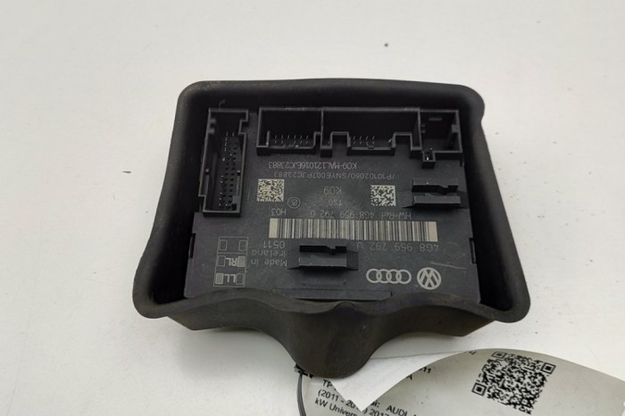 Modul de control ușă st&acirc;nga față AUDI A6 Avant 4G5, C7, 4GD 2017 OEM: 4G8959792G,4G8959792J | 31976348
