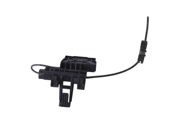 Amplificator de antena PORSCHE MACAN 95B 2015 OEM: 95B907245A