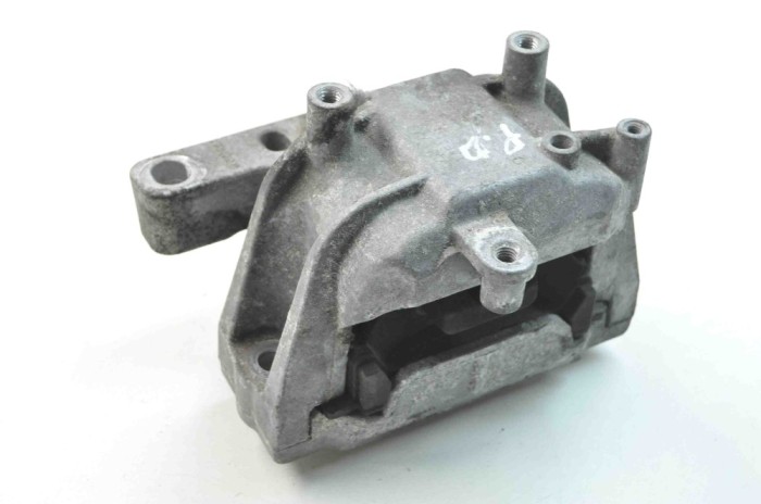 Suport motor dreapta VW PASSAT Variant B7 365 2012 OEM: 1K0919262CN 4169393