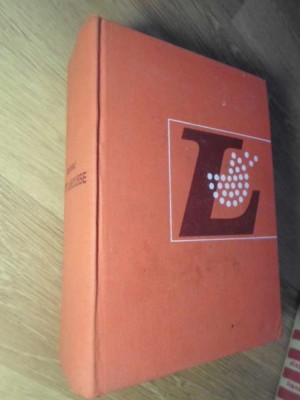 NOUVEAU PETIT LAROUSSE-COLECTIV-233028 foto