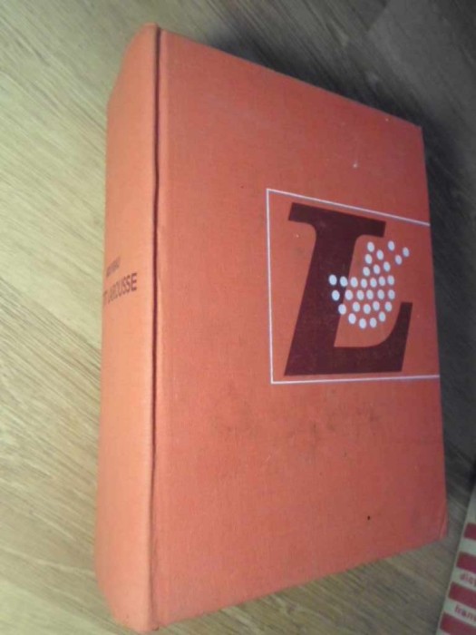 NOUVEAU PETIT LAROUSSE-COLECTIV-233028