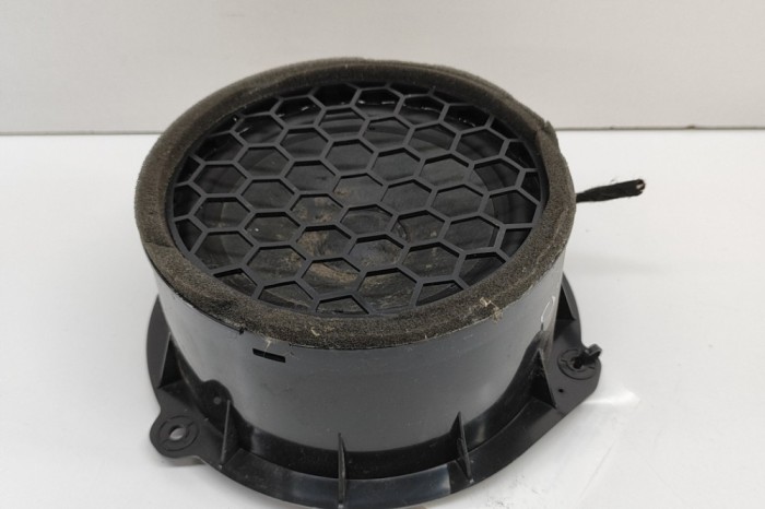 Difuzor ușă dreapta spate AUDI Q8 4MN 2021 OEM: 4M8035411A 28799184