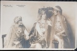 Fotografie tip Carte Postala, Regina Maria impreuna cu doua dintre fiicele ei, Elisabeta si Maria, 1922
