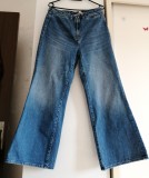 Pereche blugi denim H&amp;M, croaiala larga, talie &icirc;naltă, damă material gros iarna, 31, Albastru