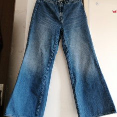 Pereche blugi denim H&M, croaiala larga, talie înaltă, damă material gros iarna