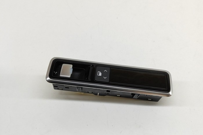 Buton geam ușă st&acirc;nga spate LAND ROVER RANGE ROVER IV L405 2020 OEM: JPLA-14594-AD | 29178045