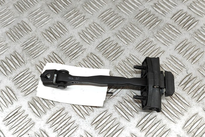 Limitator ușă dreapta spate JEEP Avenger J2 2024 OEM: 52174515 29049980