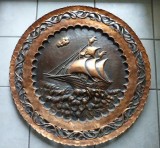 Superb basorelief antic din cupru de dimensiuni impresionante ciocănit integral manual