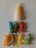 8 figurine plastic Romania Alba ca Zapada si cei 7 pitici