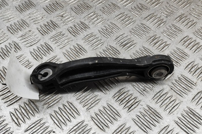 Bieleta stabilizatoare dreapta spate AUDI A6 C8 Avant 4A5 2024 OEM: 4K0505465 | 31053786