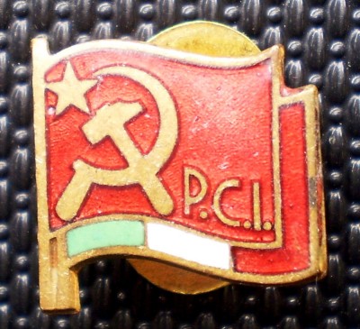 II.002 INSIGNA ITALIA BUTONIERA REVER P.C.I. PARTITO COMUNISTA ITALIANO foto