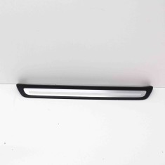 Ornament prag dreapta față AUDI Q3 8U 2013 OEM: 8U0853374,8U0853374A