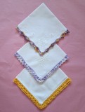 Lot de 3 batiste Vintage cu margine crosetata manual