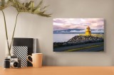 Tablou Canvas Farul Auriu Sub Cer Pictural decorativ, 39 x 26 cm, CMCLASS