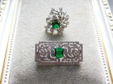 Brosa noua, cristal central, zirconii , model Art Nouveau, deosebita , inel la set