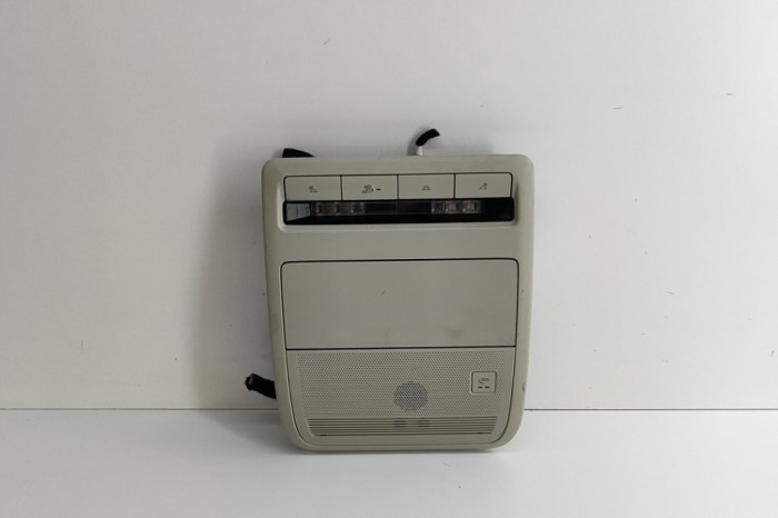 Iluminare interioară MAZDA CX-30 DM 2023 OEM: BHRH-69-97Y,KDNB-66-EM0 29831661