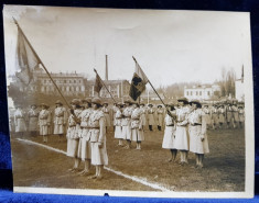 LA JURAMANTUL CERCETASELOR , FOTOGRAFIE DE IOSIF BERMAN , DESTINATA UNUI ZIAR ROMANESC , PERIOADA INTERBELICA foto