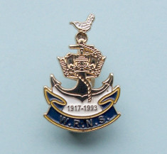 Insigna Pin - MARINA MILITARA MAREA BRITANIE &amp;quot; W.R.N.S.&amp;quot; 1917 - 1993 foto