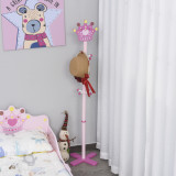 Cumpara ieftin HOMCOM Cuier podea pentru copii cu deign coroana, baza in forma de X, 8 agatatori, din lemn, culoare roz, 35 x 35 x 142 cm