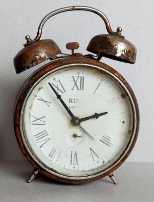 Ceas desteptator din 1972, 4 rubine, nefunctional, alarma buna foto