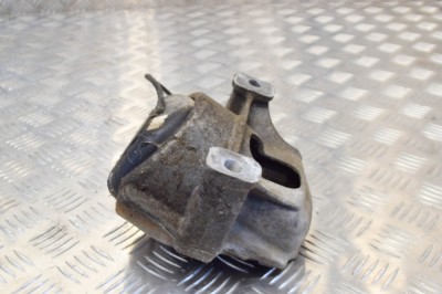 Suport motor st&amp;acirc;nga AUDI Q5 8R 2013 13303820 foto