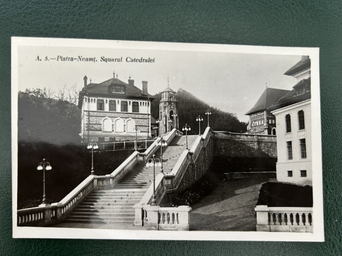AKVDE24 - Piatra-Neamt - Squarul Catedralei