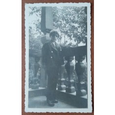 Fotografie, Geo Litarczek, parintele radiologiei romanesti, in balconul casei din Sinaia, 1933