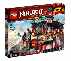 Set de constructie LEGO Ninjago Manastirea Spinjitzu foto