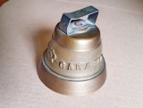 F497- Clopotel GABARIT bronz masiv auriu stare buna piesa de calitate.