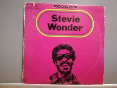 STEVIE WONDER - LOOKING BACK - 3LP SET (1977/MOTOWN/USA) - Vinil/Vinyl/Impecabil foto
