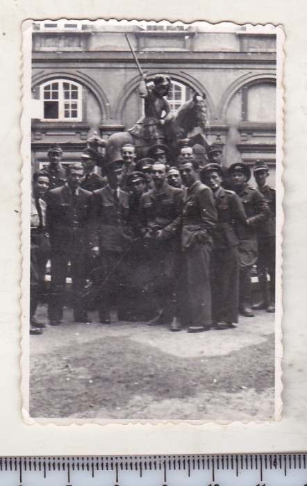bnk foto Aviatori romani - WW II - Bratislava - 1945