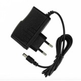 Sursa de alimentare 5V 2A, TarTek adaptor de alimentare 5V, tensiune de iesire 2A DC5V, tensiune intrare AC 110--240V