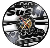 Ceas de Perete Decorativ &ldquo;Sushi Time&rdquo;, din Disc Vinil Reciclat, Design Gastronomic Japonez, Negru, Mecanism Silențios (Sweep), 30 cm