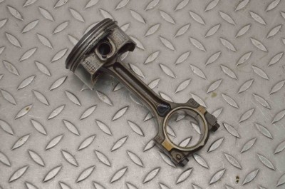 Piston OPEL VECTRA C 2002 OEM: 674 foto