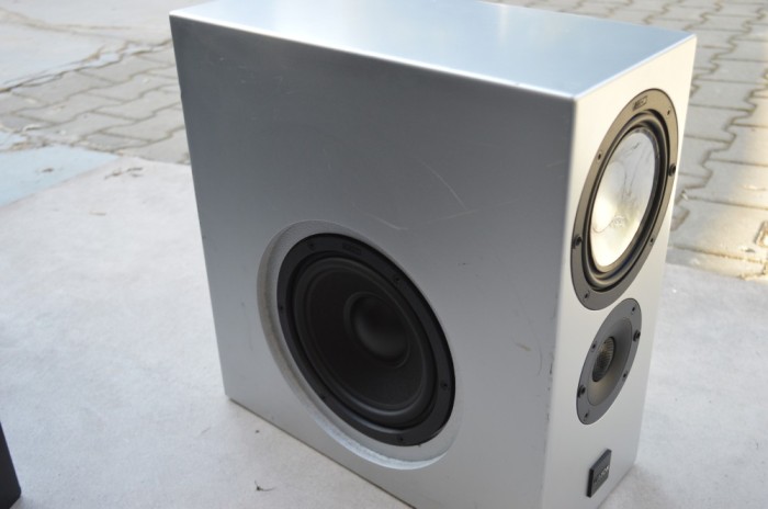 Boxe Canton Karat 703 DC