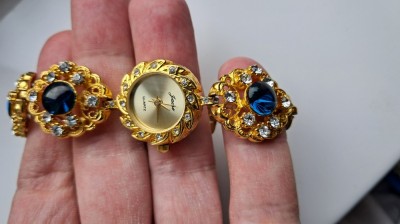 Ceas dama Jacro Quartz cu pietre albastre si albe Functioneaza foto
