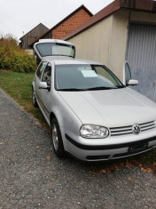 Masina Volkswagen Golf 4 foto