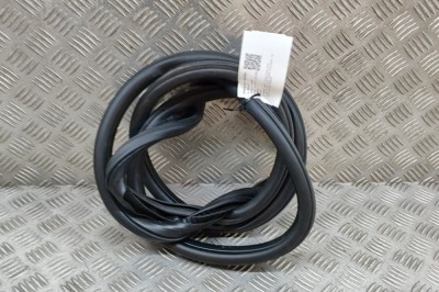 Garnitura ușă dreapta spate BMW 2 Active Tourer F45 2019 OEM: 7298894 | 27034262 foto