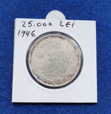 Moneda veche din Argint - 25.000 Lei 1946 cu Regele Mihai foto