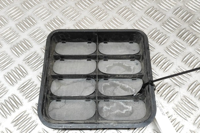 Grila de ventilație caroserie AUDI E-TRON GEN 2019 OEM: 4M0819181 28465800