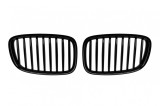 Grile rinichi negre potrivite pentru BMW Seria 5 GT F07 2009-2013 Performance AutoTuning