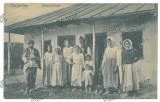 574 - TARGOVISTE, Dambovita, Ethnic Family, Romania - old postcard, Real Photo - unused