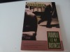 Trouble is my business - Raymond Chandler