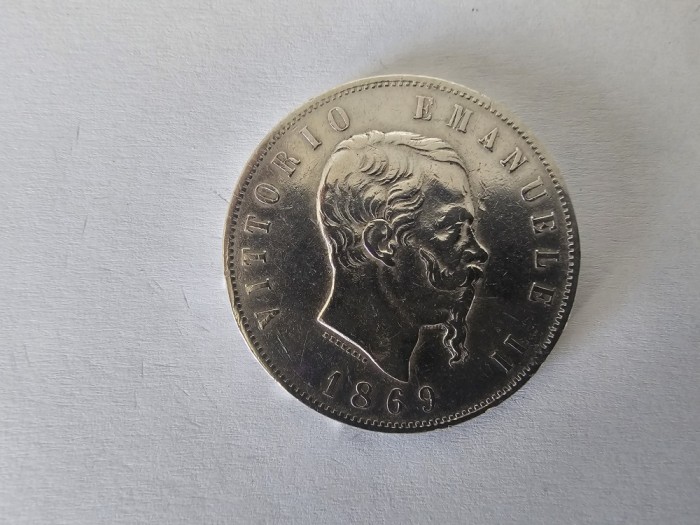 Italia 5 Lire 1869 Argint are 25 gr.